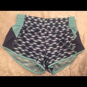 Ladies XS Nike Dri-Fit shorts